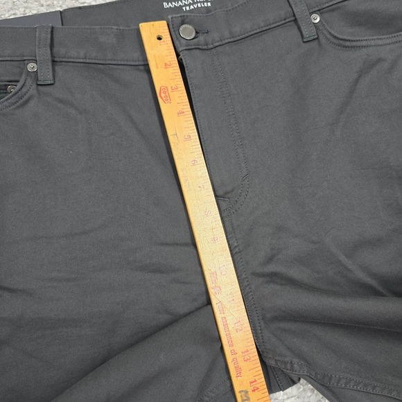 Banana Republic Traveler Jeans Mens 40x32 Black Slim Fit Straight Mid Rise Pants - Picture 9 of 13